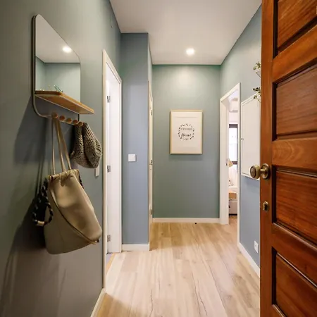 Haven - Downtown By The Metro