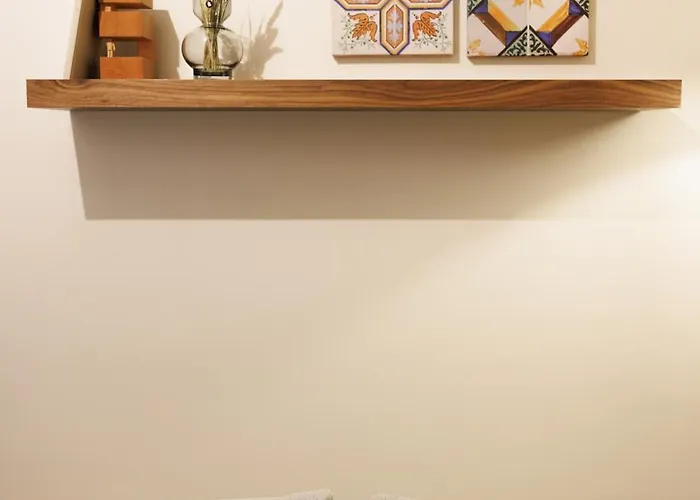 Haven - Downtown By The Metro